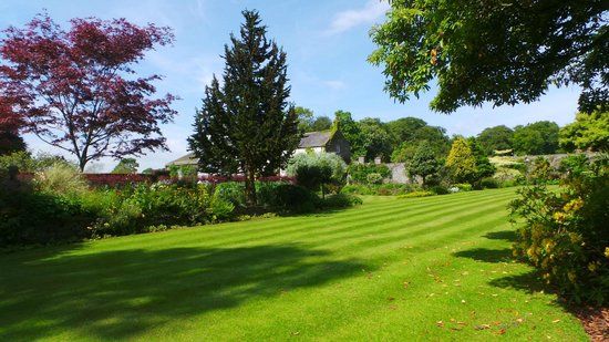 Pitmuies Gardens